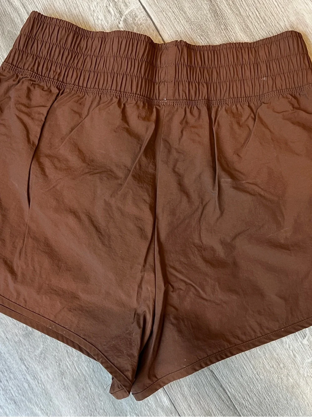 Victoria’s Secret PINK Active Brown Running Shorts Women’s Medium Lined Athletic